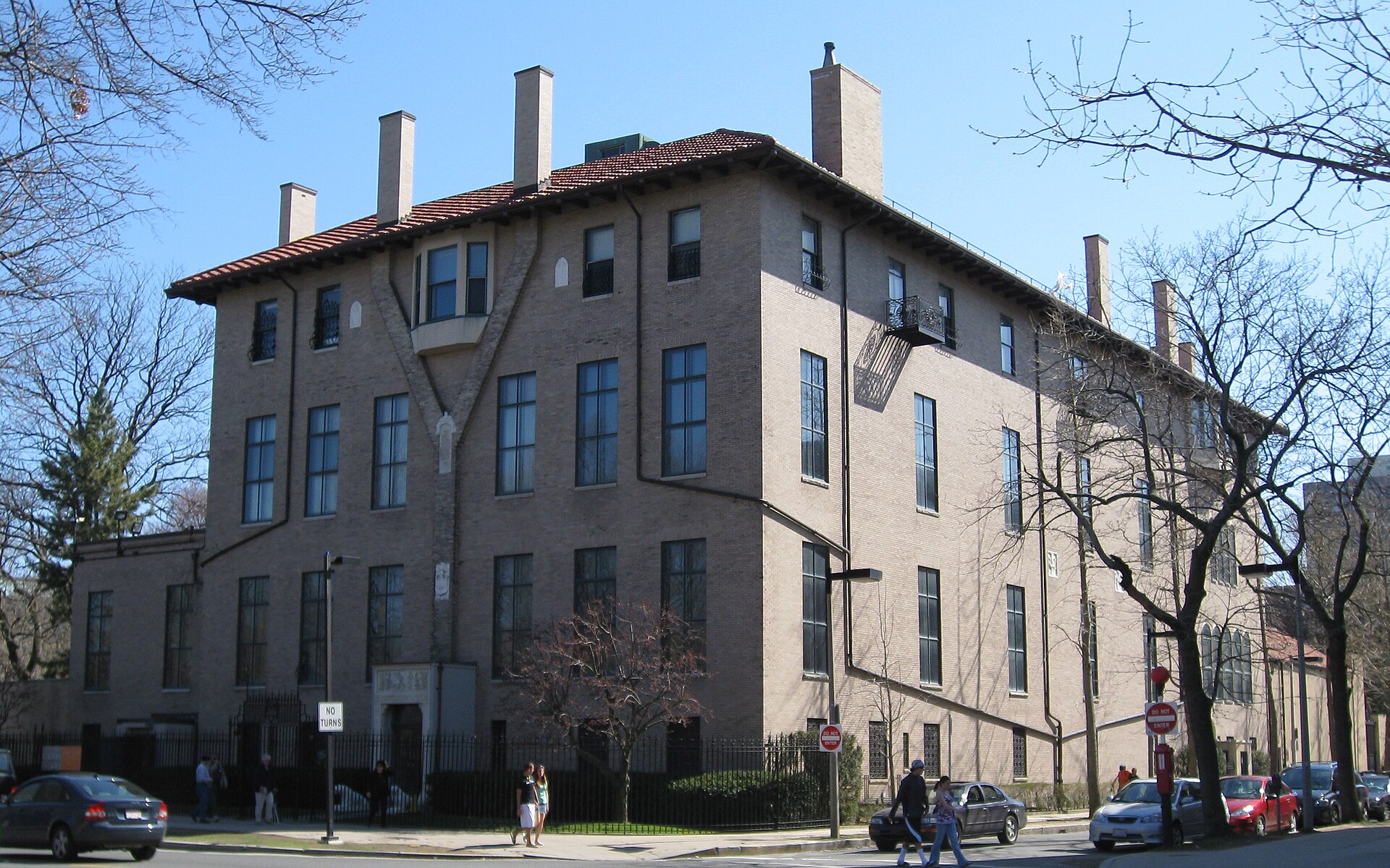 Imagem de referência de Museu Isabella Stewart Gardner, descrito nos dados abertos como museu de arte em Boston