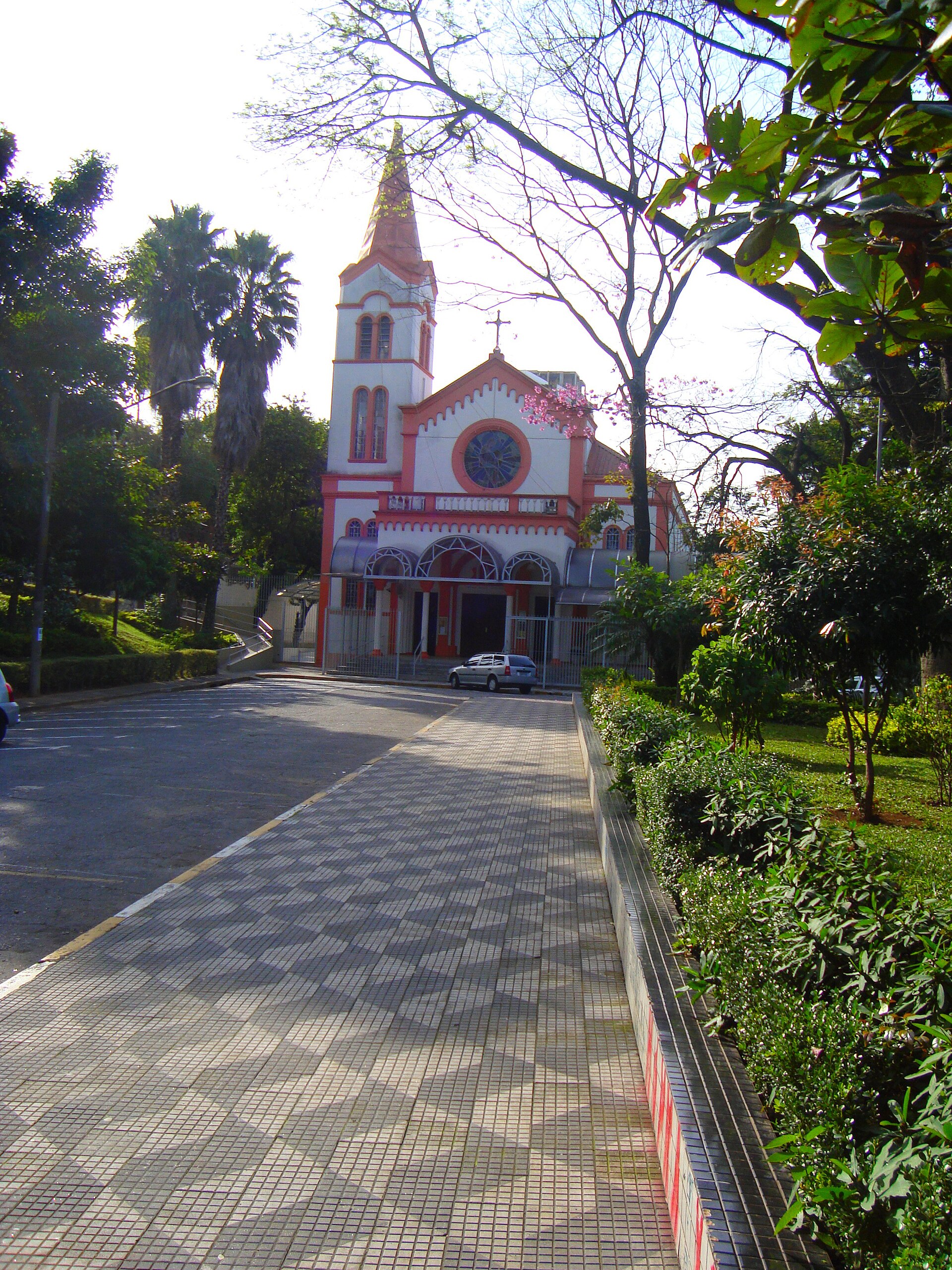 Imagem de referência de Paróquia Santa Teresinha (São Paulo), descrito nos dados abertos como igreja em São Paulo, Brasil