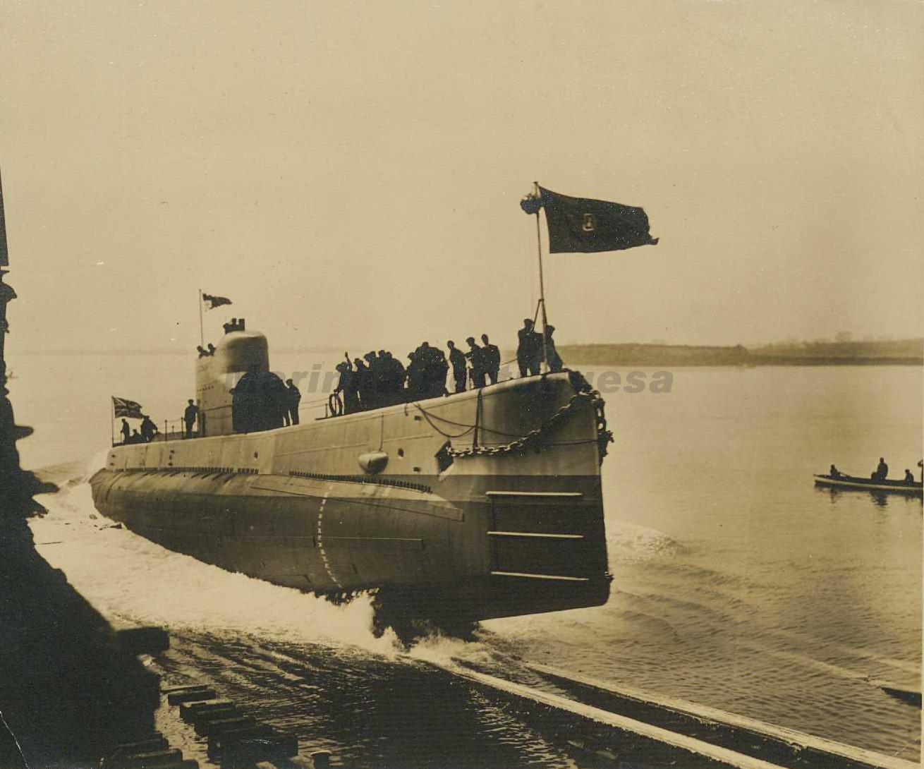Imagem de referência de NRP Espadarte, descrito nos dados abertos como 1913 submarino da Marinha Portuguesa