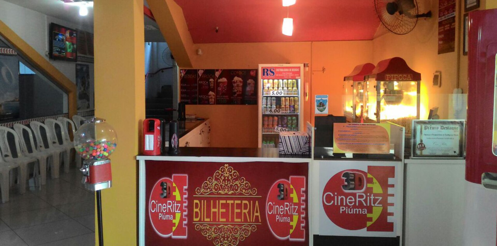 Imagem de referência de Cine Ritz Piúma, descrito nos dados abertos como complexo de salas de cinemas da cidade de Piúma, Espírito Santo