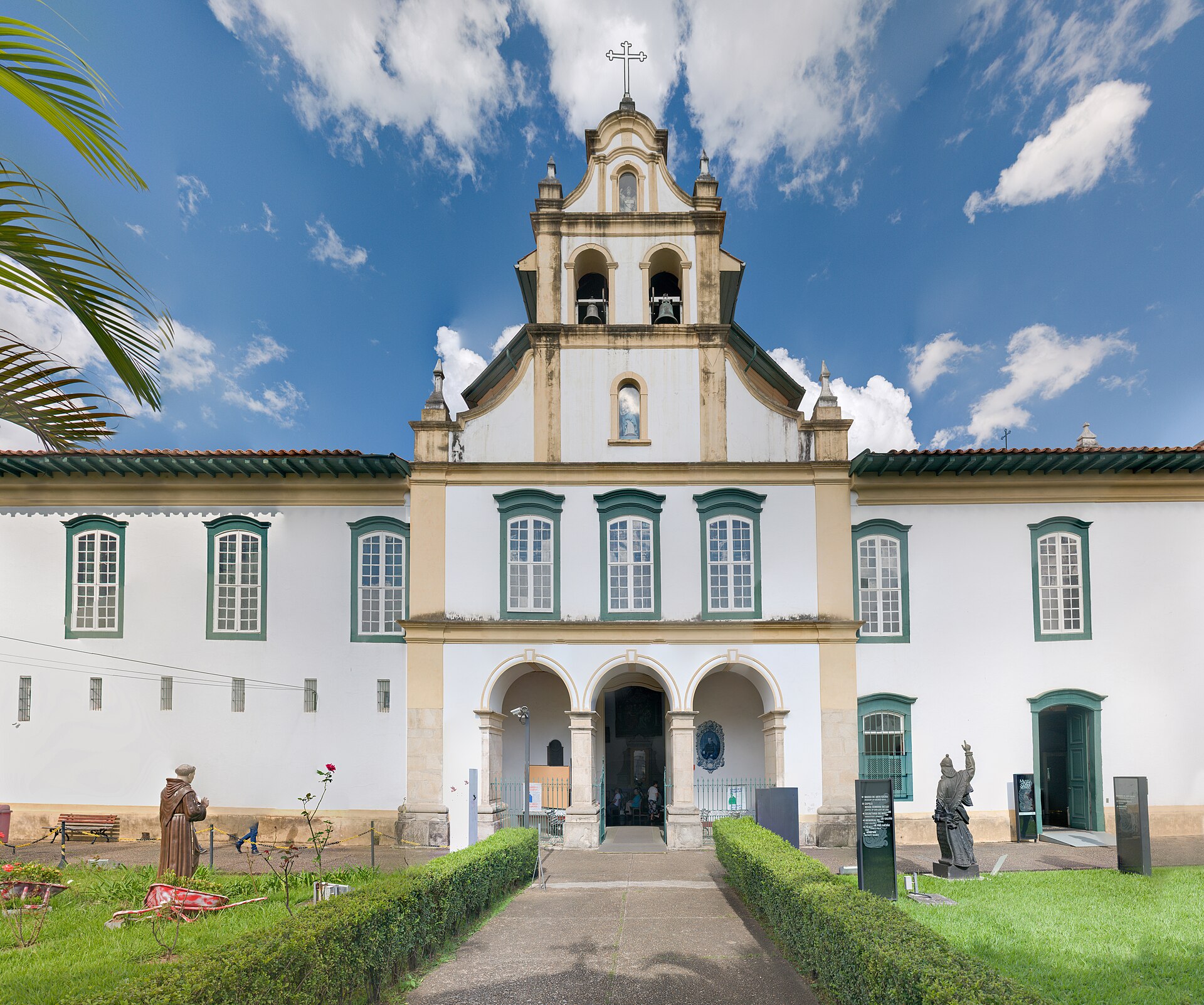 Imagem de referência de Museu de Arte Sacra de São Paulo, descrito nos dados abertos como museu em São Paulo, Brasil