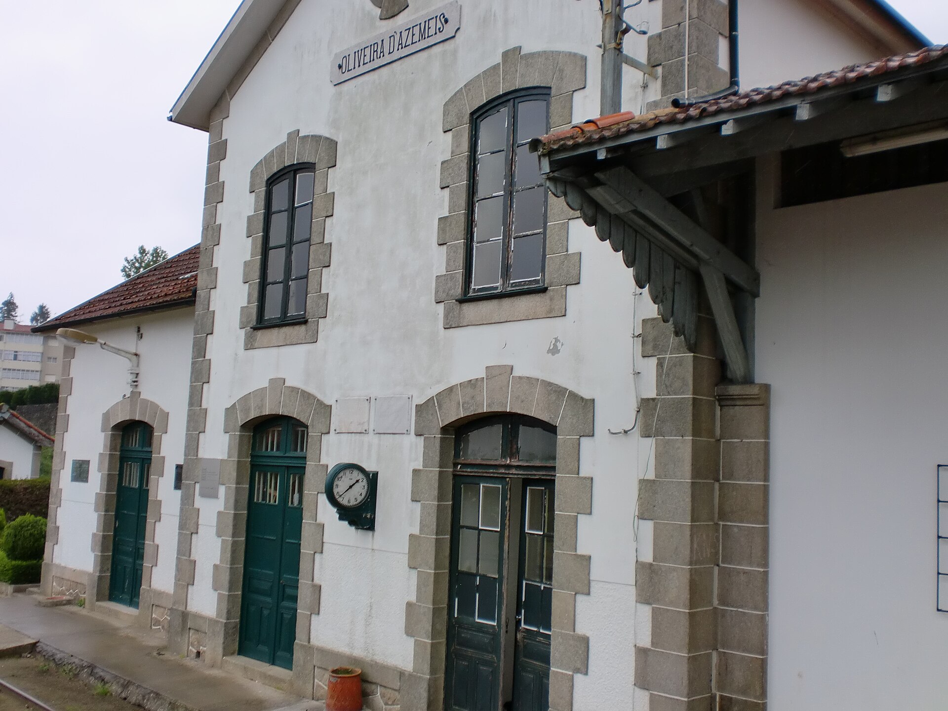 Imagem de referência de Estação Ferroviária de Oliveira de Azeméis, descrito nos dados abertos como estação ferroviária em Portugal