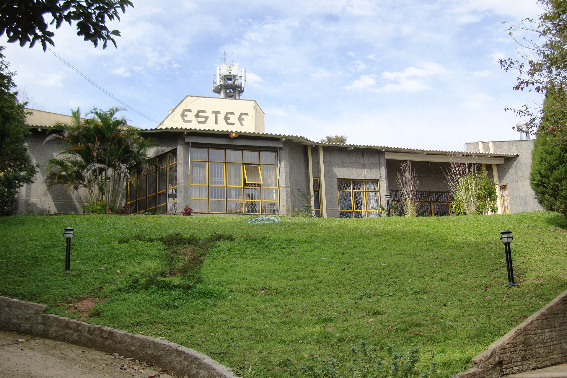 Imagem de referência de Escola Superior de Teologia e Espiritualidade Franciscana, descrito nos dados abertos como faculdade privada sem fins lucrativos em Porto Alegre, Rio Grande do Sul