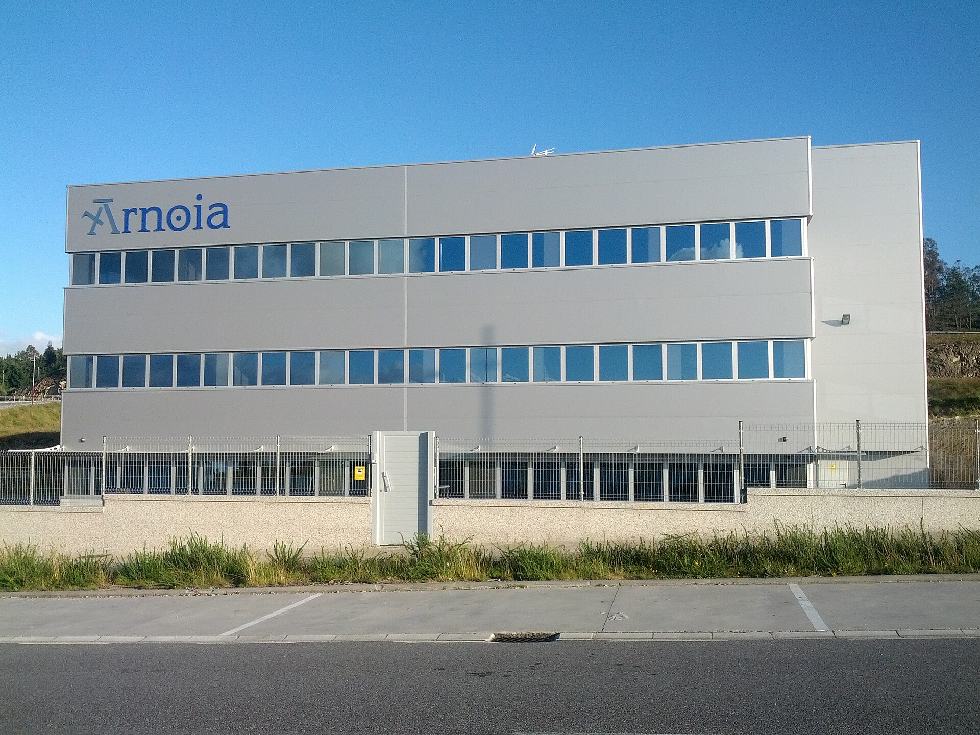 Imagem de referência relacionada a Distribucións Arnoia, item descrito como grupo galego de empresas