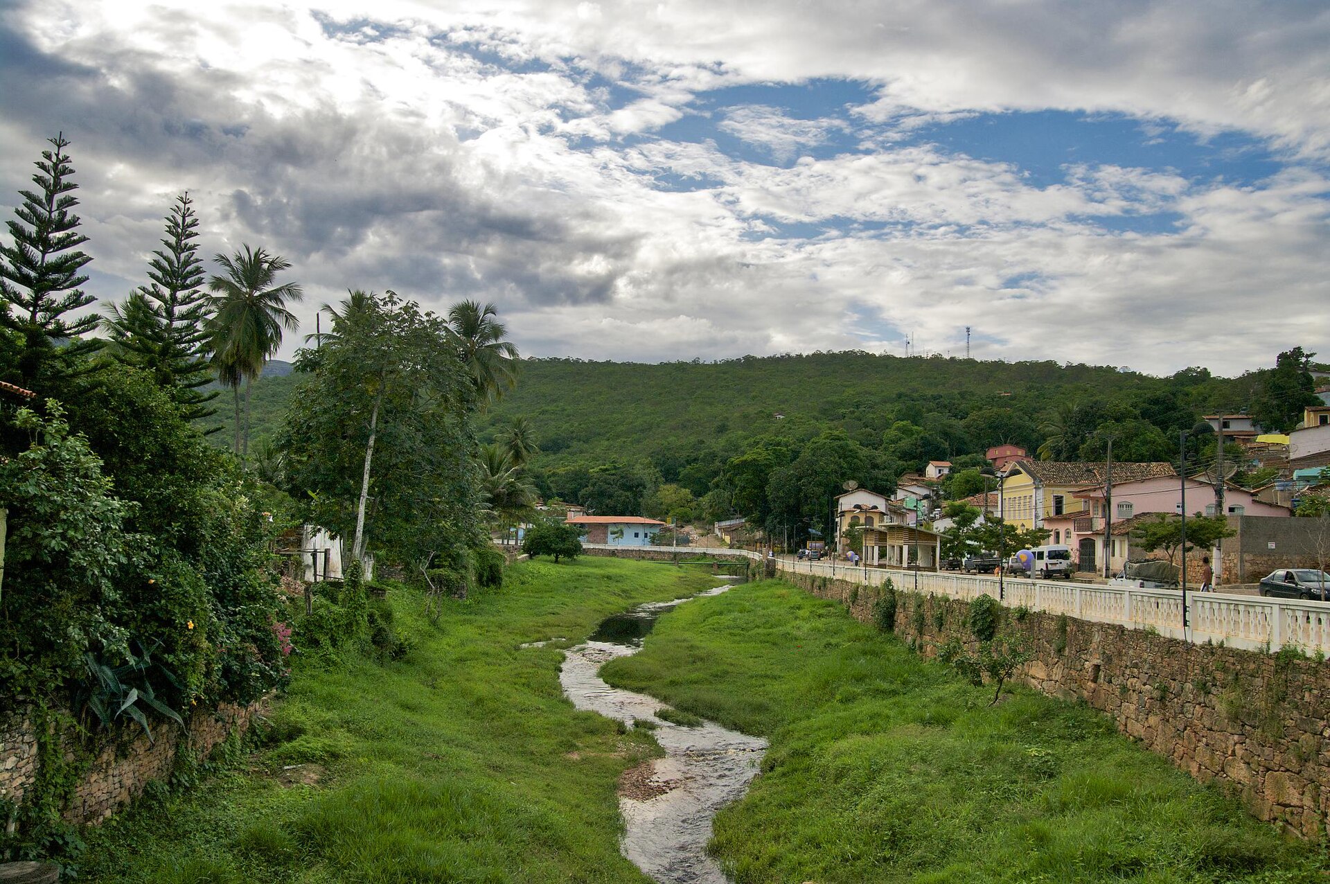 Imagem de referência de Lençóis, descrito nos dados abertos como município do Estado da Bahia, Brasil
