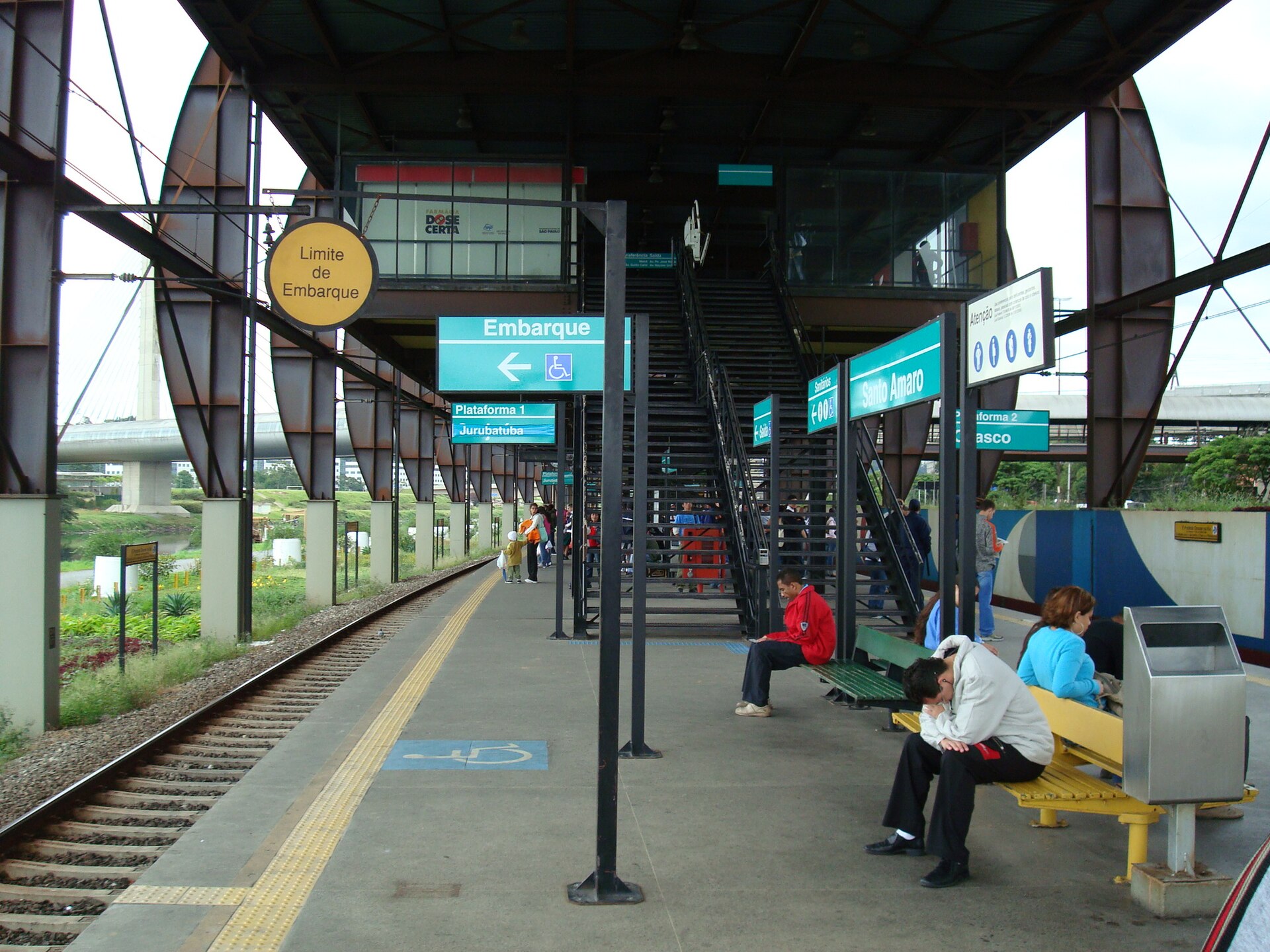 Imagem de referência de Estação Santo Amaro, descrito nos dados abertos como estação de trem e metrô em São Paulo