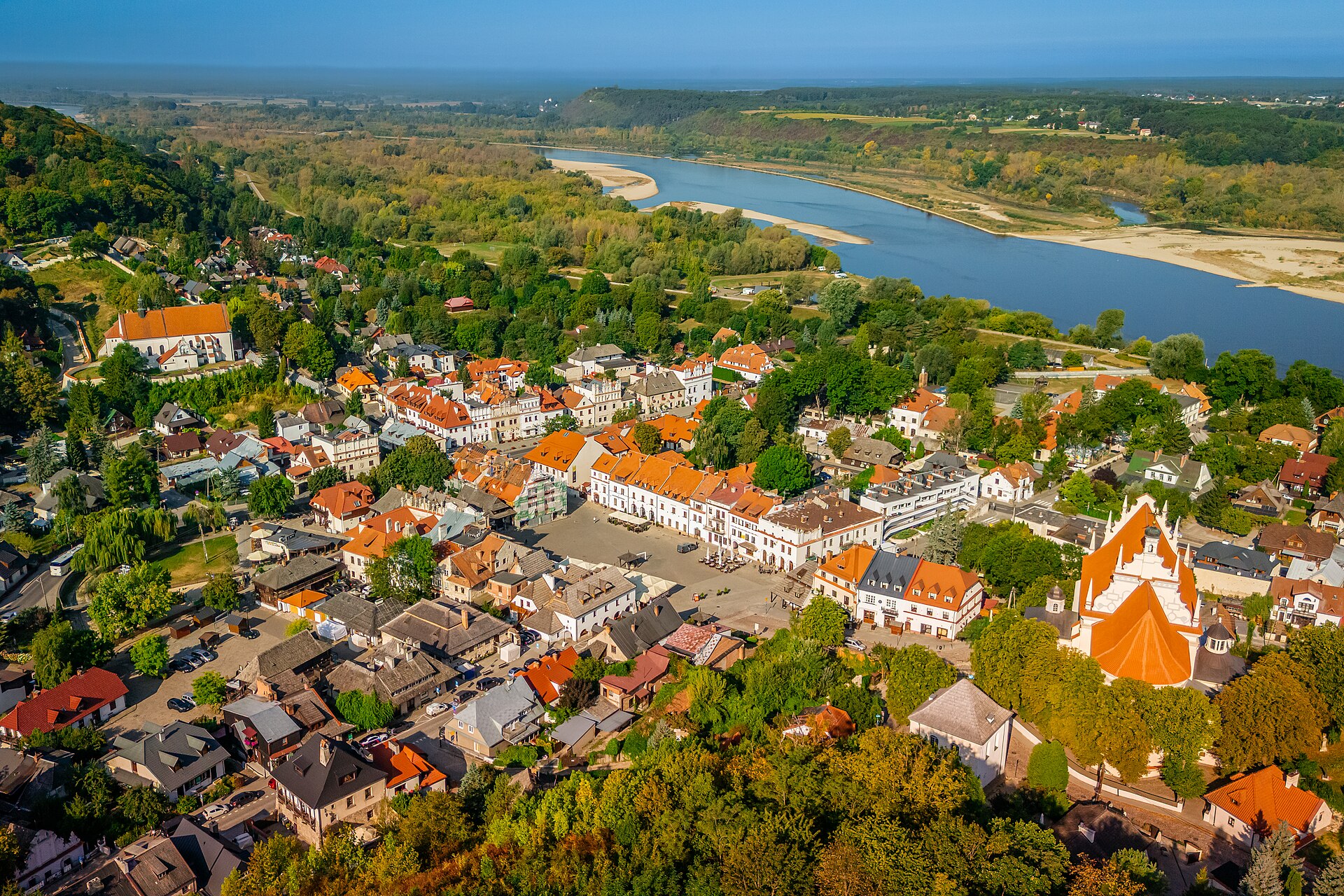 Imagem de referência relacionada a Kazimierz Dolny, item descrito como cidade na atual Polônia