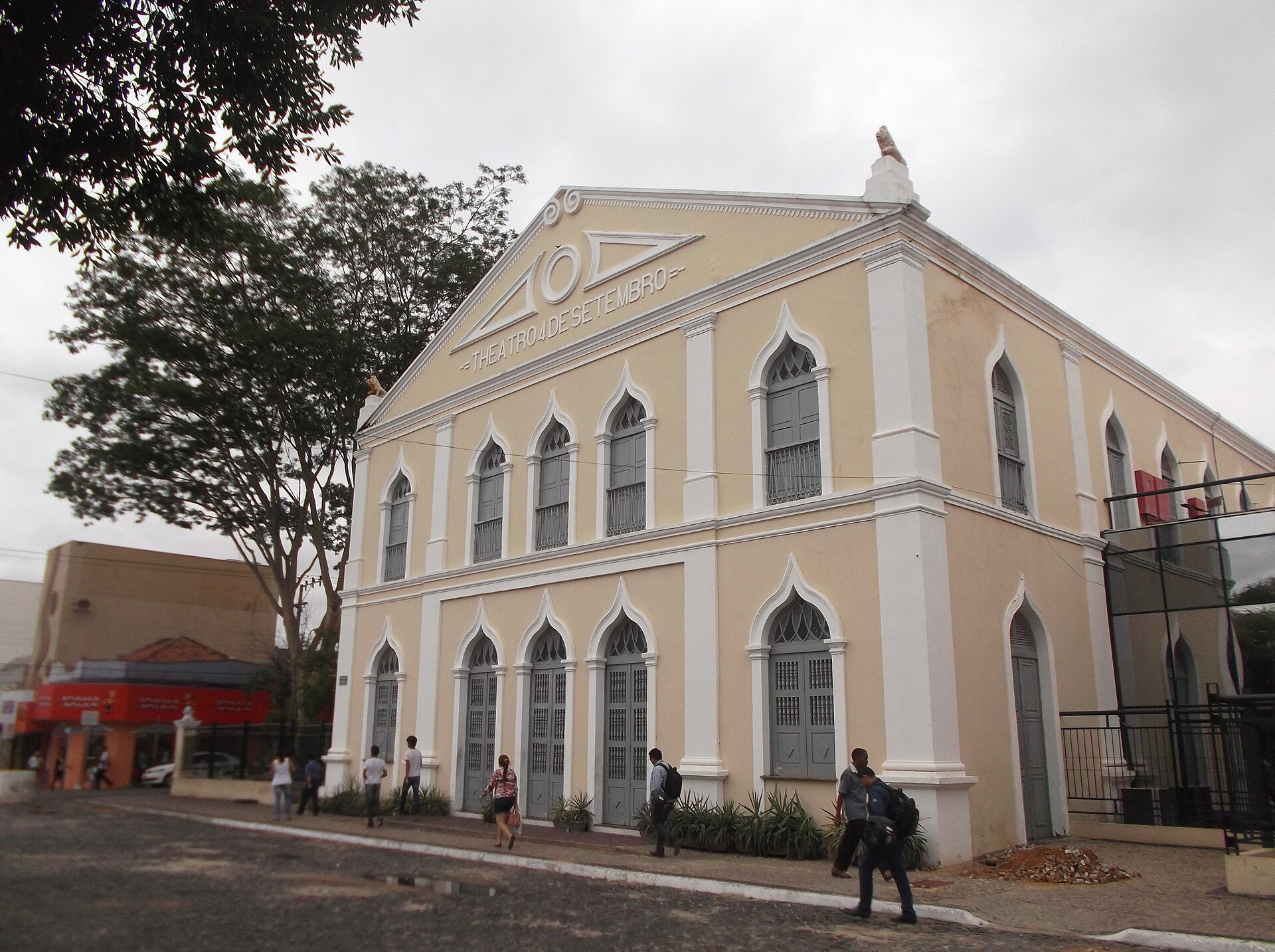 Imagem de referência de Teatro Quatro de Setembro, descrito nos dados abertos como patrimônio cultural e histórico do Piauí