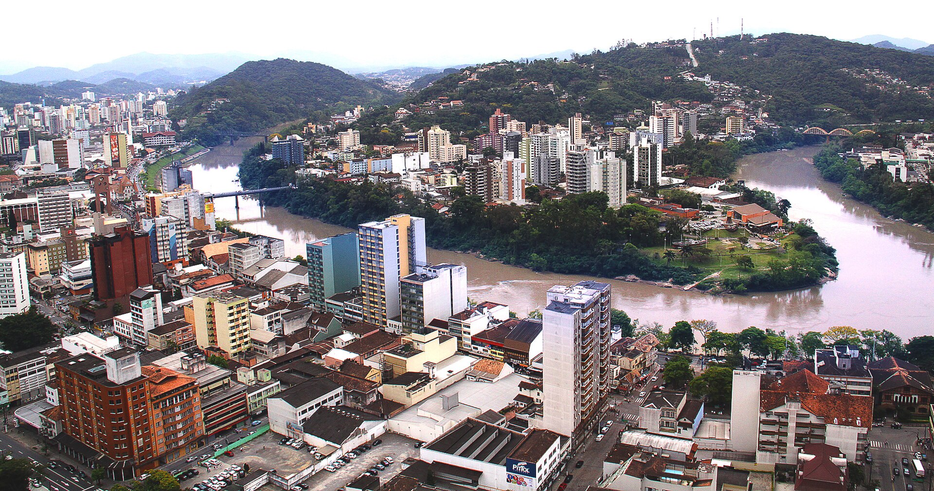 Imagem de referência de Blumenau, descrito nos dados abertos como município do estado de Santa Catarina