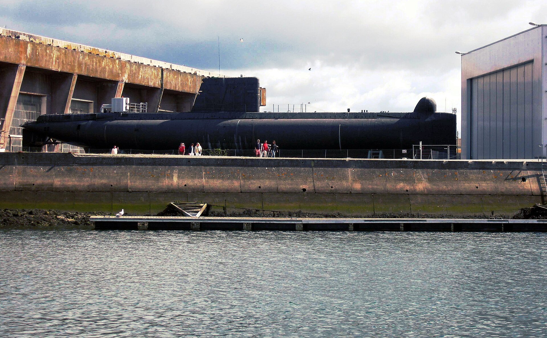 Imagem de referência de Classe Daphné, descrito nos dados abertos como classe de submarino