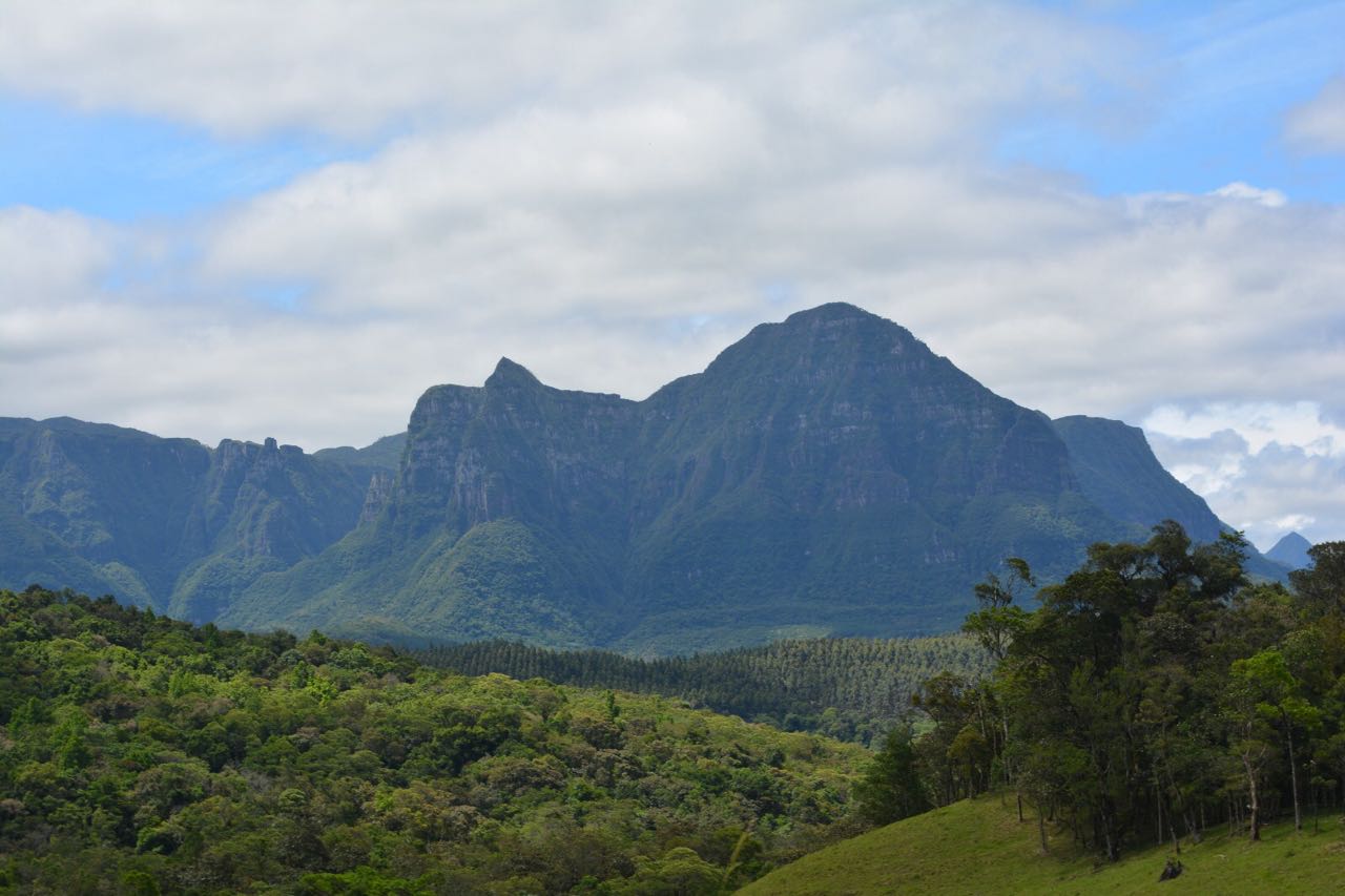 Imagem de referência de Parque Estadual da Serra Furada, descrito nos dados abertos como unidade de conservação da natureza pertencente ao governo do estado de Santa Catarina