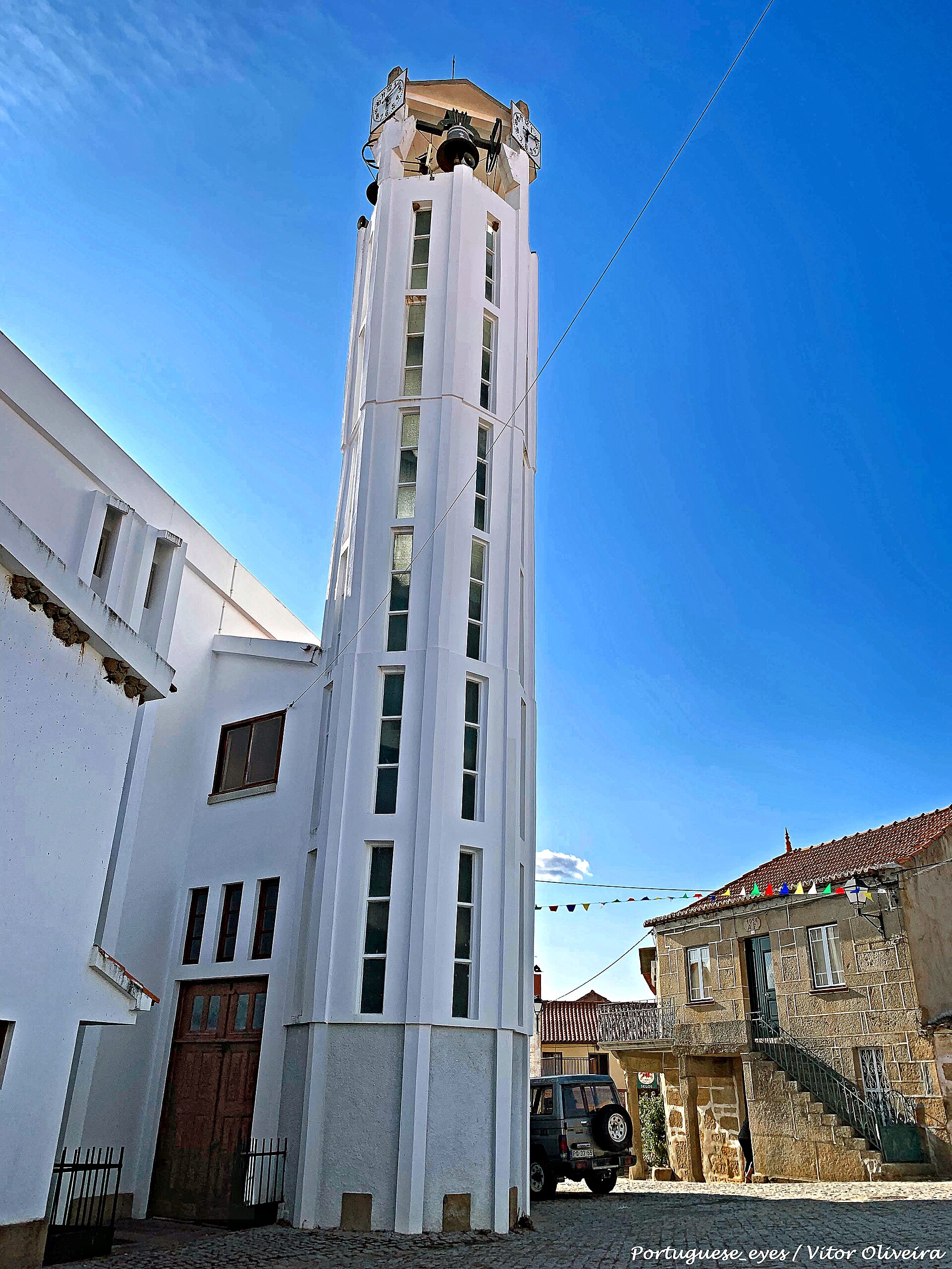Imagem de referência relacionada a Chãs, item descrito como povoação portuguesa sede da Freguesia de Chãs do Município de Vila Nova de Foz Côa
