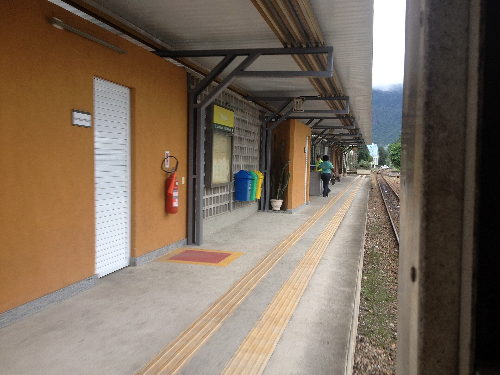 Imagem de referência de Estação Fragoso, descrito nos dados abertos como estação de trem