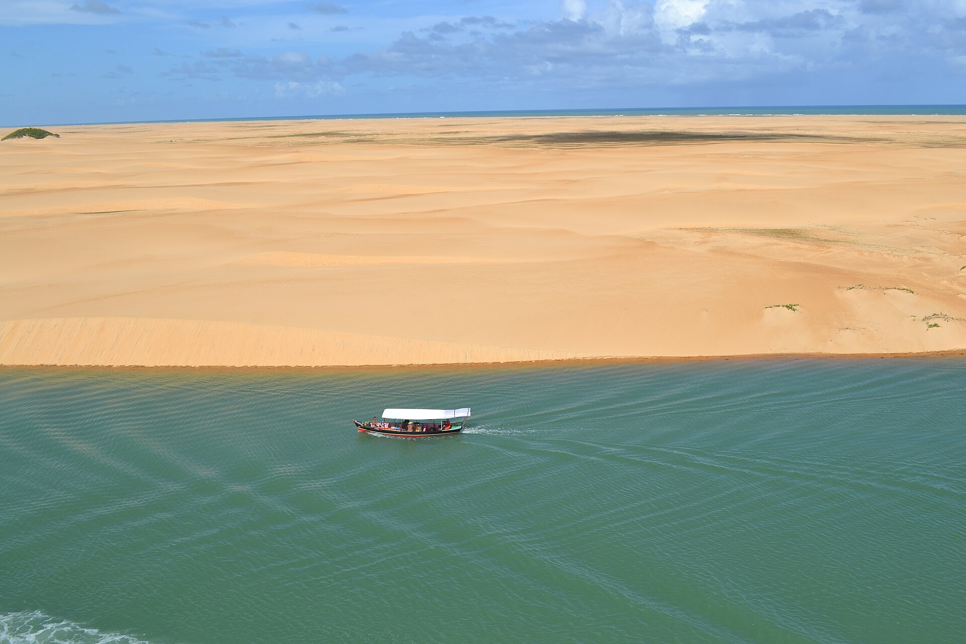 Imagem de referência de Área de Proteção Ambiental de Piaçabuçu, descrito nos dados abertos como área de Proteção Ambiental de Piaçabuçu de nível Federal, localizado (a) em Feliz Deserto (AL), Piaçabuçu (AL)