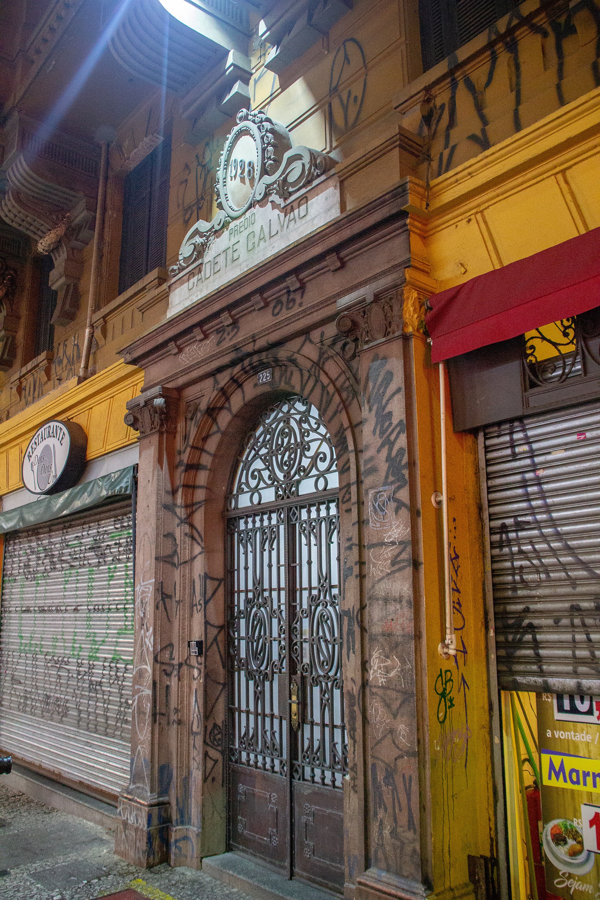 Imagem de referência de Prédio Cadete Galvão, descrito nos dados abertos como edifício em São Paulo, Brasil