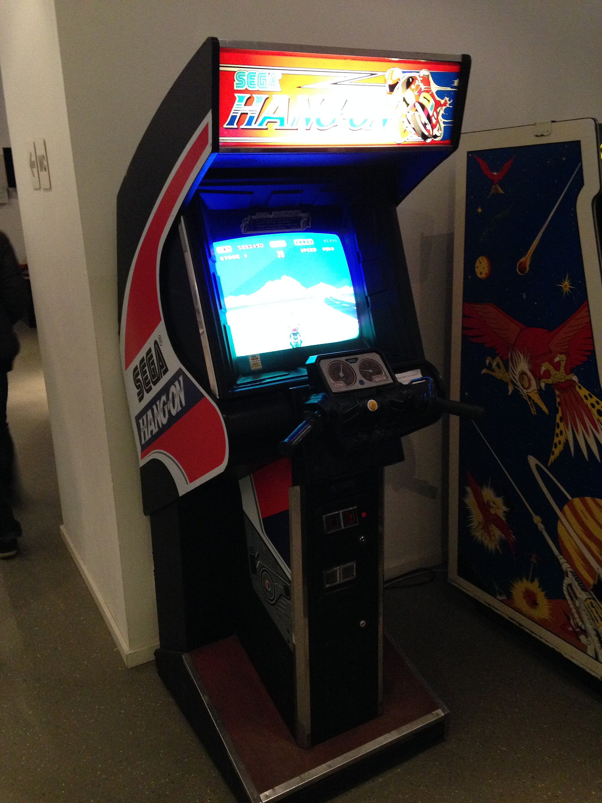 Imagem de referência de Hang-On, descrito nos dados abertos como jogo eletrônico de 1985