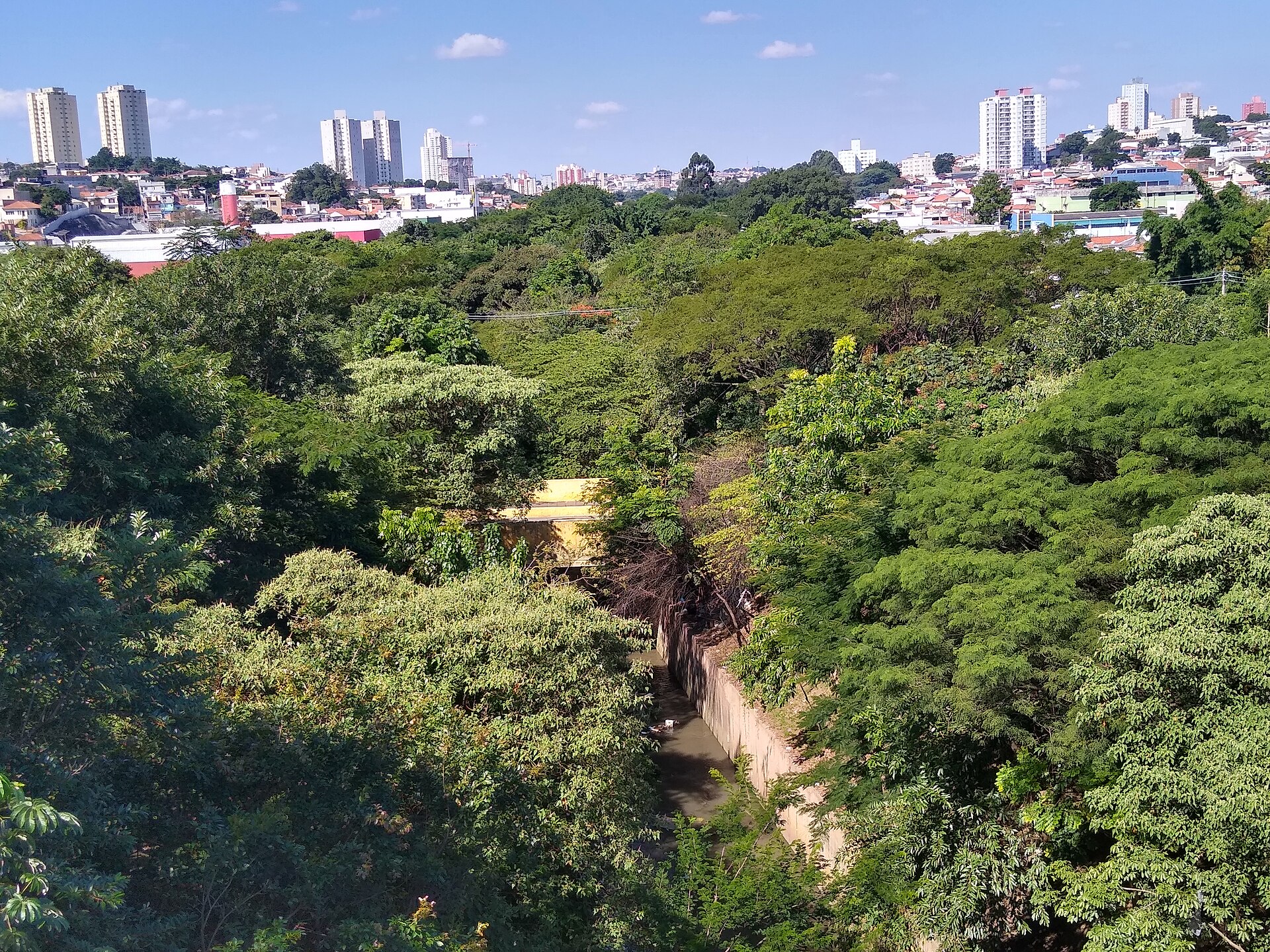 Imagem de referência de Parque Linear Tiquatira, descrito nos dados abertos como parque em São Paulo