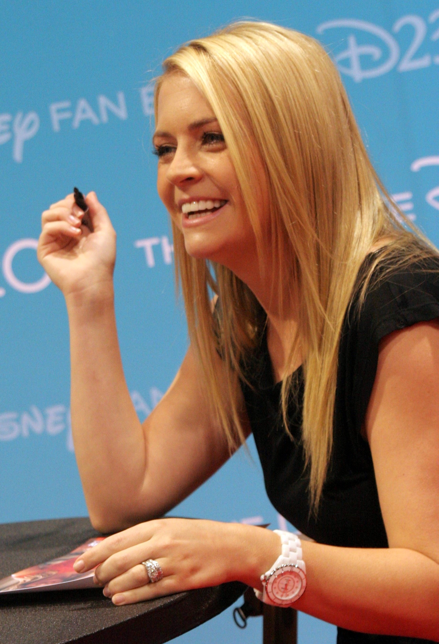 Imagem de referência de Melissa Joan Hart, descrito nos dados abertos como atriz americana