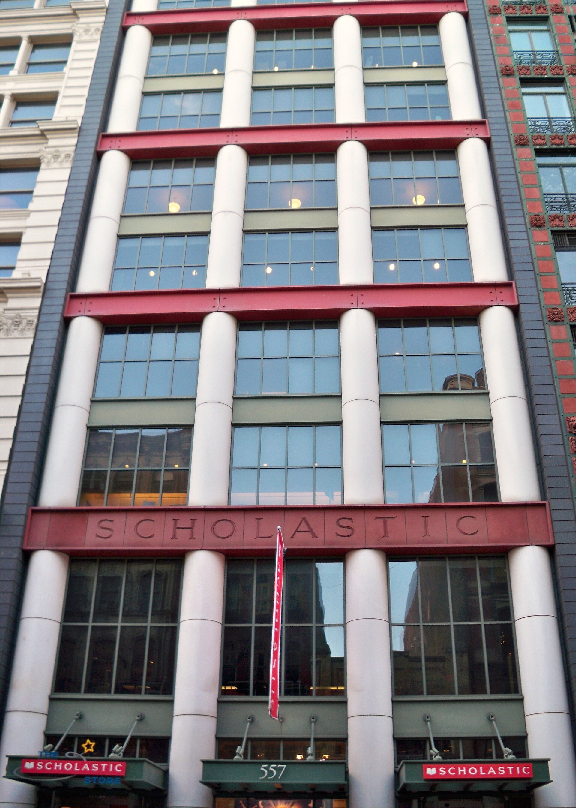 Imagem de referência relacionada a Scholastic Corporation, item descrito como registro de referência sobre Scholastic Corporation, organizado a partir de dados estruturados abertos