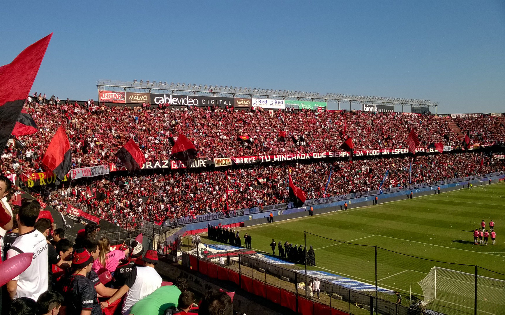Imagem de referência de Estádio Brigadier General Estanislao López, descrito nos dados abertos como o Estádio Brigadier General Estanislao López é um estádio multiuso localizado na cidade de Santa Fé, na Argentina