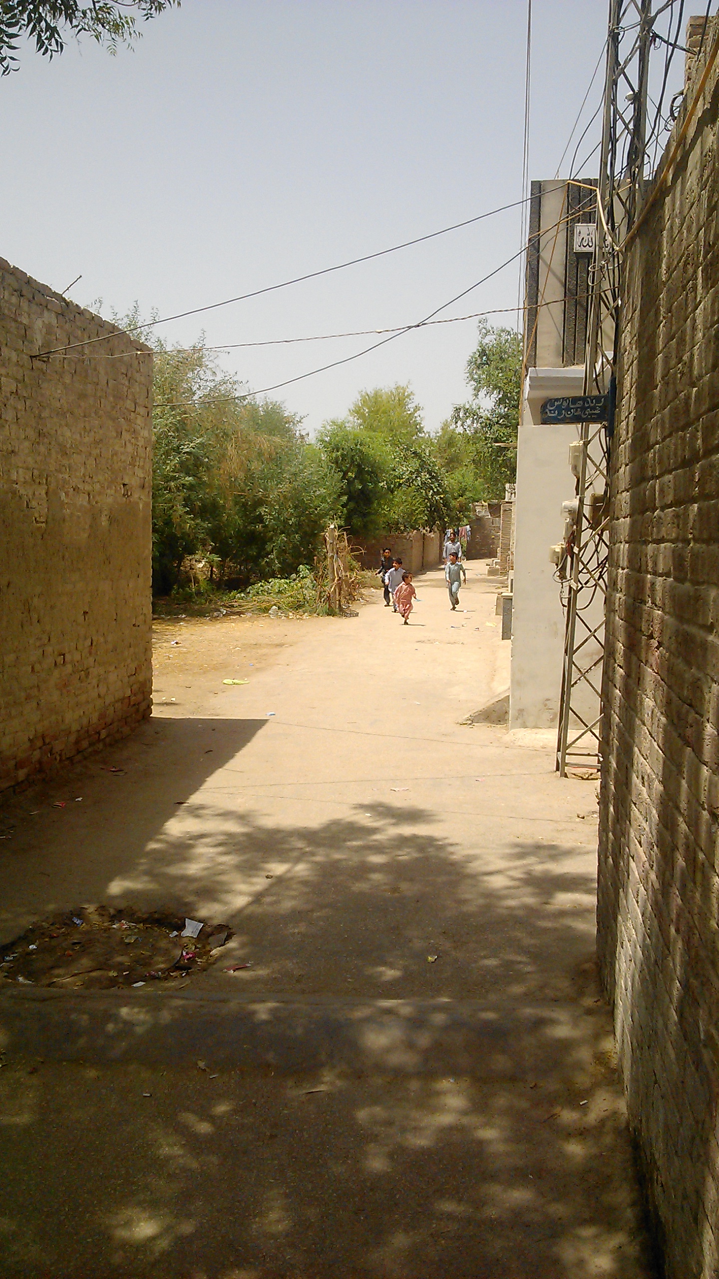 Imagem de referência relacionada a Nawabshah, item descrito como registro de referência sobre Nawabshah, organizado a partir de dados estruturados abertos