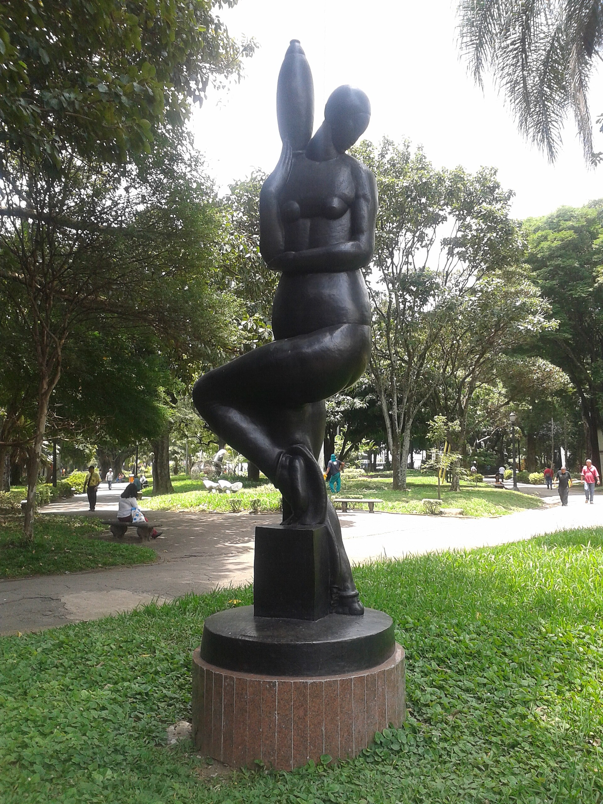 Imagem de referência de Carregadora de Perfume, descrito nos dados abertos como monumento na cidade de São Paulo