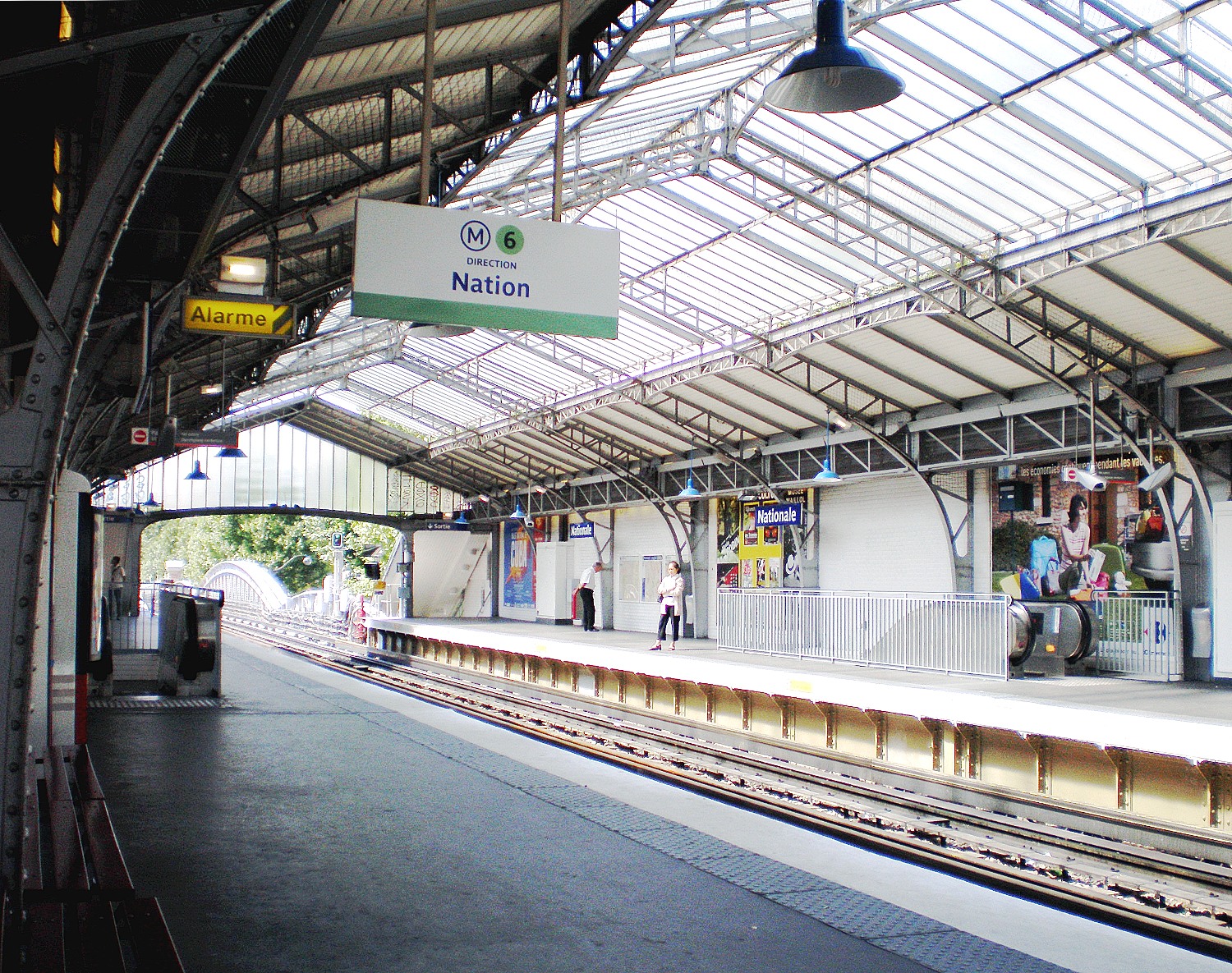 Imagem de referência de Nationale, descrito nos dados abertos como estação do Metropolitano de Paris