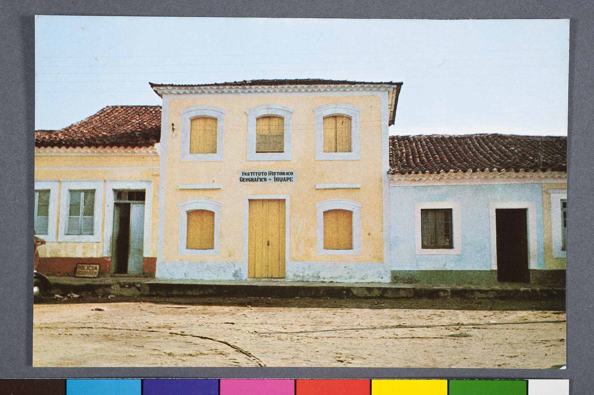 Imagem de referência de Instituto Histórico e Geográfico de Iguape, descrito nos dados abertos como item da Coleção Cartões Postais, no Museu Paulista