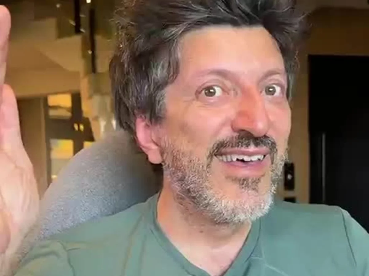 Carro de Lito Sousa é colocado à venda em meio a tratamento