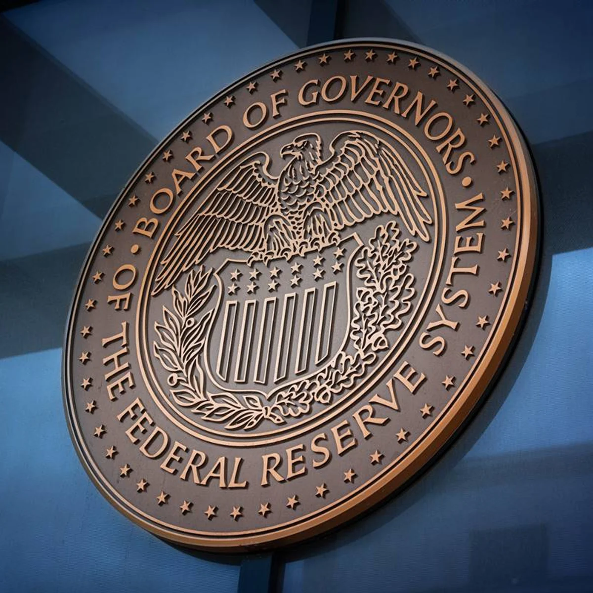 Para analistas, comunicado do Fed indica mais uma alta dos juros em 2026