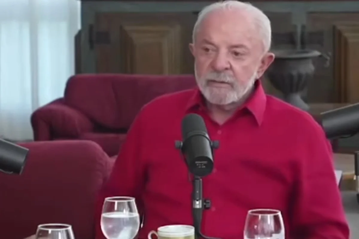 Print de um vídeo colorido de Lula - Metrópoles