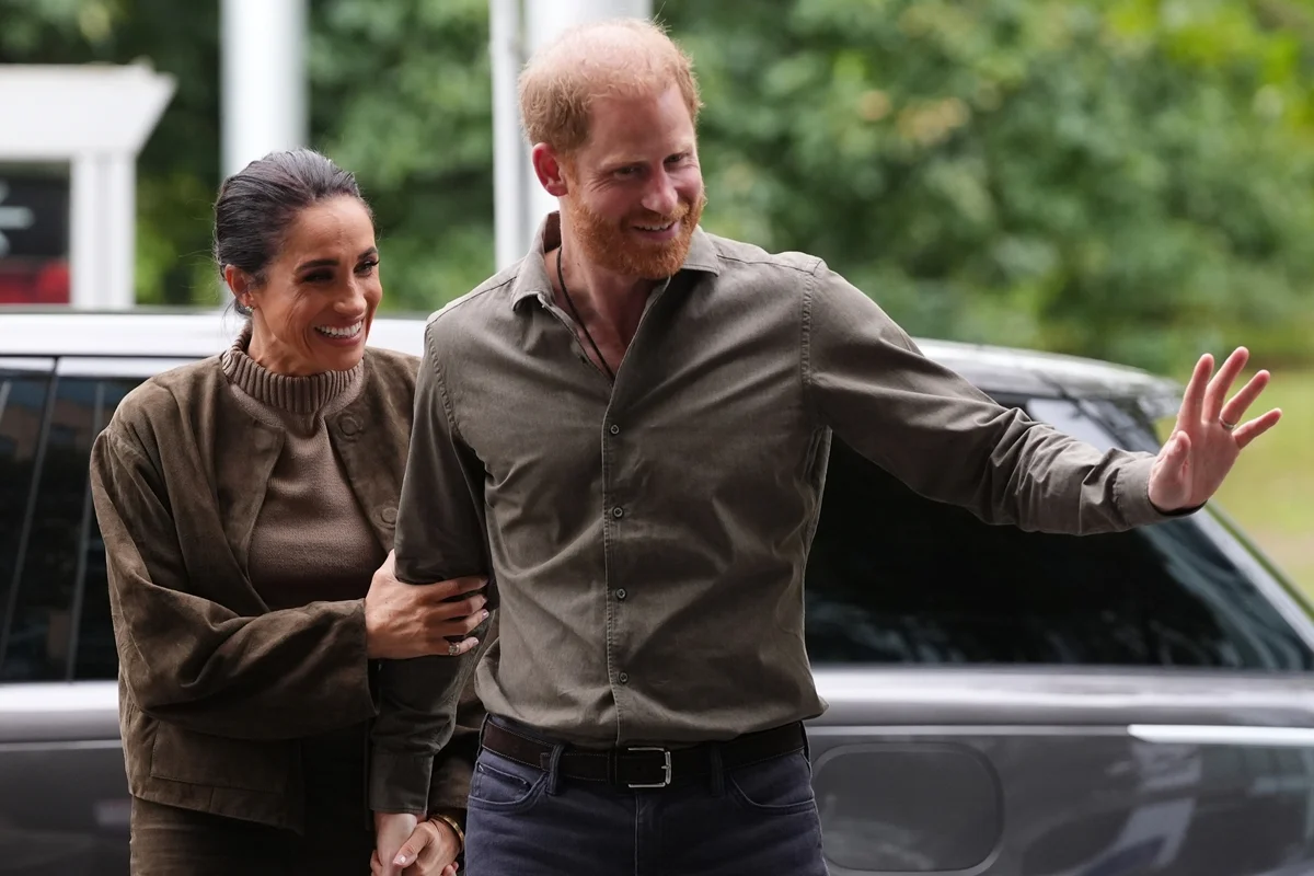 Sem convite real: Meghan e Harry devem passar Natal na Califórnia, diz site