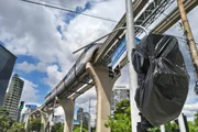 Local onde semáforo para pedestre deveria funcionar na Avenida Jornalista Roberto Marinho, na zona sul de São Paulo