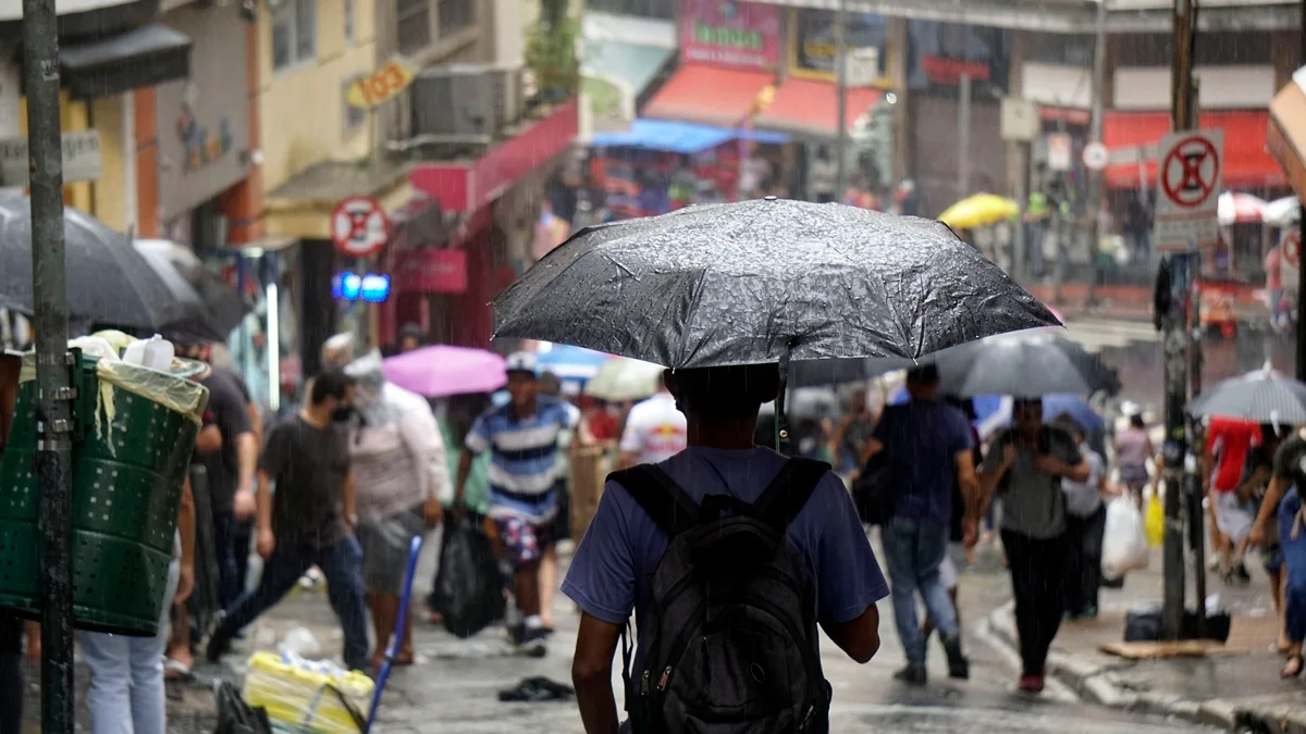 Clima: domingo de 2º turno tem chuva no Sul e calor de até 40ºC no Nordeste
