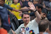 Lula recebe 6.435 votos contra 3.566 de Flávio Bolsonaro na Oceania