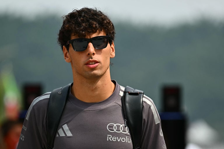 GP de Singapura: Gabriel Bortoleto abandona a prova na 8ª volta