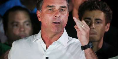 Flávio Bolsonaro havia afirmado que era impossível aceitar a derrota Foto: Adriano Machado / Reuters