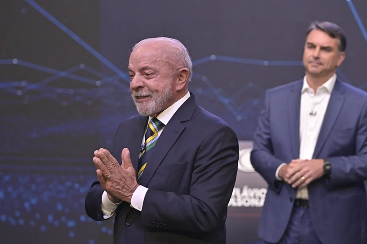 Lula diz que Eduardo Bolsonaro instiga “golpe contra o Brasil” nos EUA