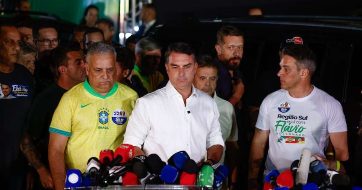 Fuga de Flávio Bolsonaro: aliado diz que senador foi para os Estados Unidos