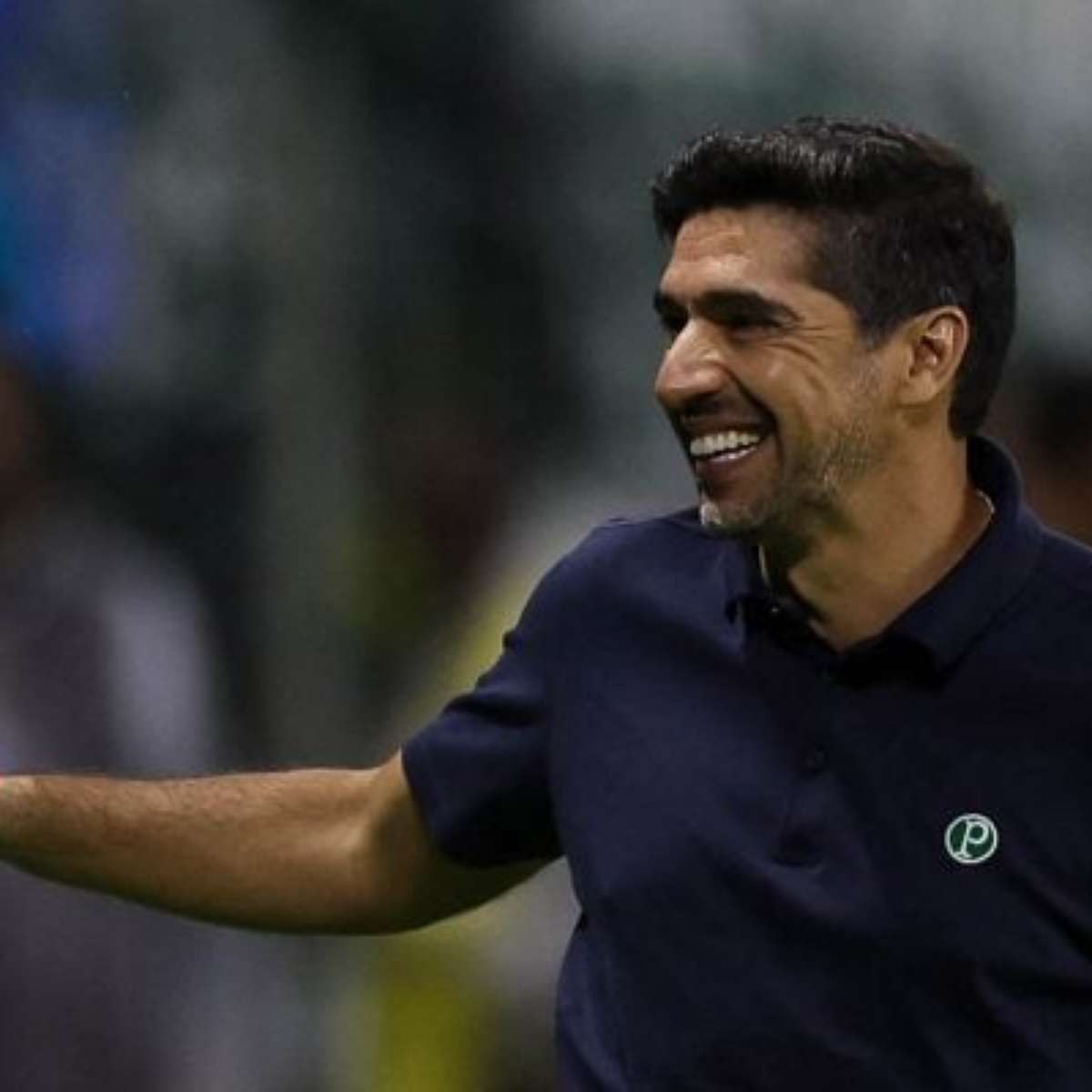 Abel elogia Giay e analisa retorno de Paulinho: "Precisa de tempo"