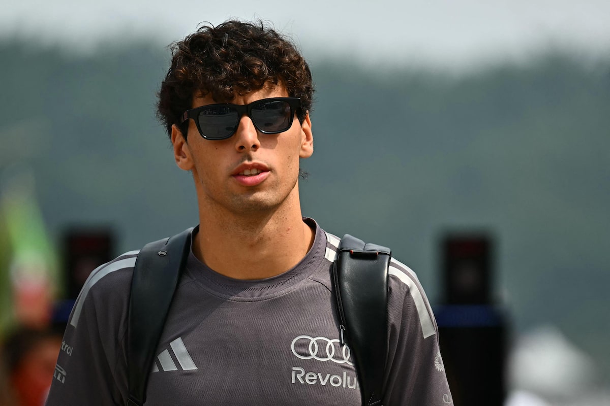 GP de Singapura: Gabriel Bortoleto abandona a prova na 8ª volta