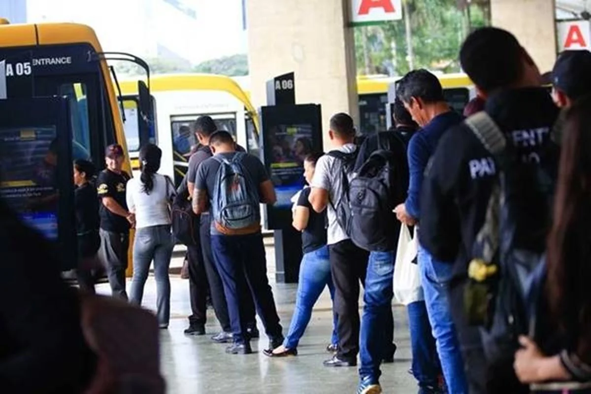 TSE recomenda ações aos TREs para garantir transporte gratuito no 2º turno
