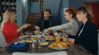 Na novela Iludida, Ali reage com fúria e culpa Asya por ter sido exposto publicamente na escola