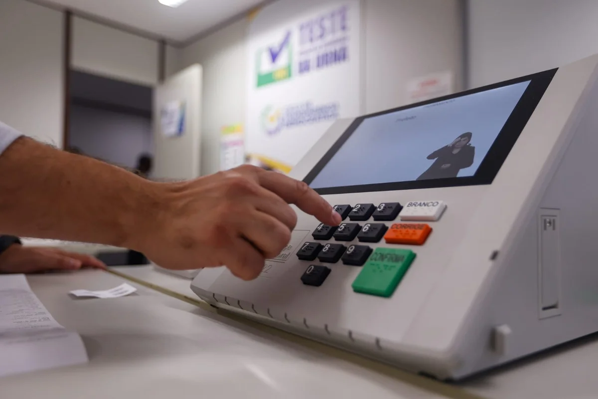 Eleições 2026: TSE informa que 1.551 urnas eletrônicas foram substituídas