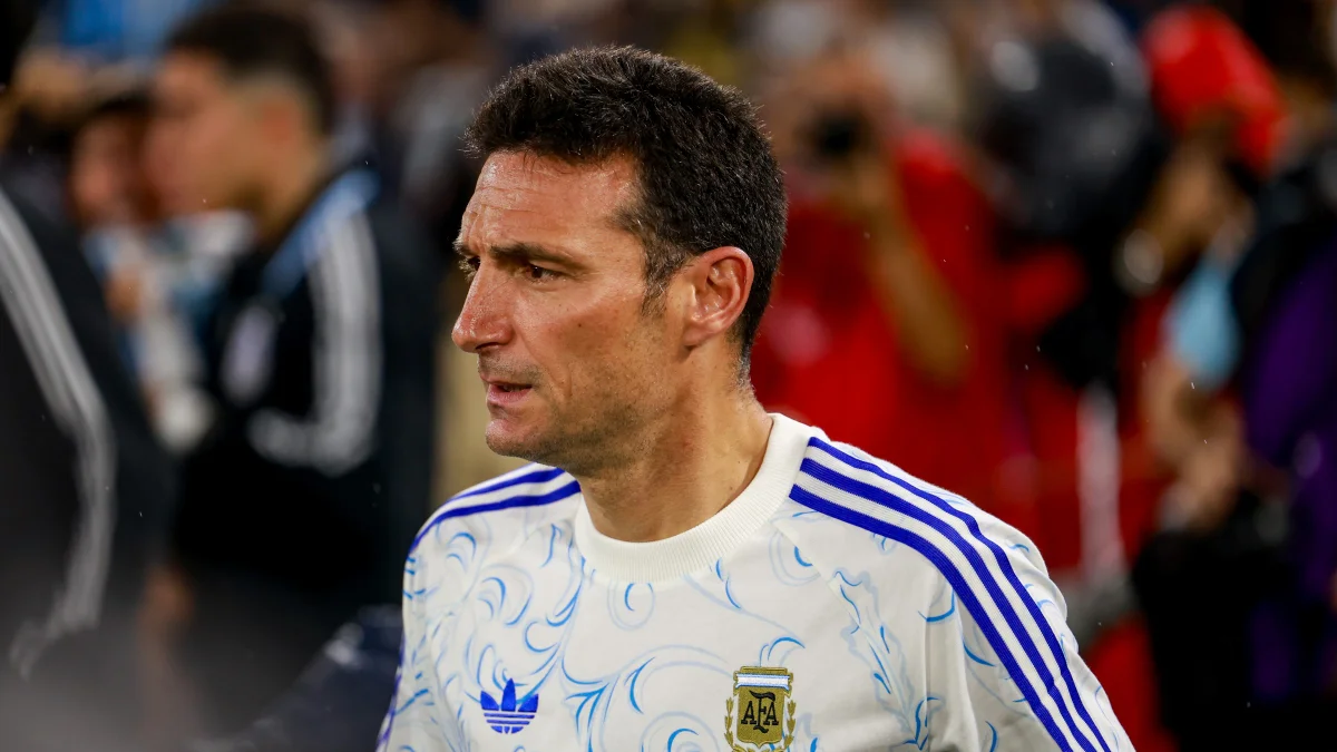 Scaloni indica permanência na seleção argentina após fim do ciclo de Messi