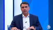 Flávio Bolsonaro nega cargos para o pai e o irmão em eventual governo