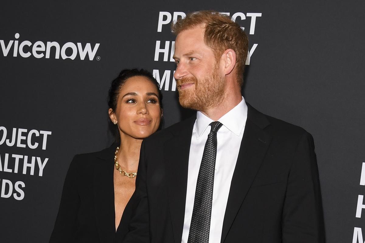 Sem convite real: Meghan e Harry devem passar Natal na Califórnia, diz site